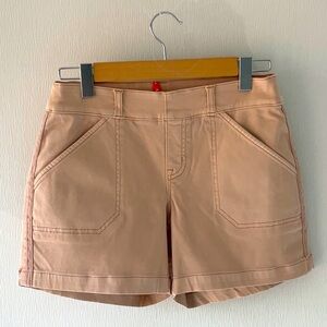 Spanx stretch,twill shorts 4”
